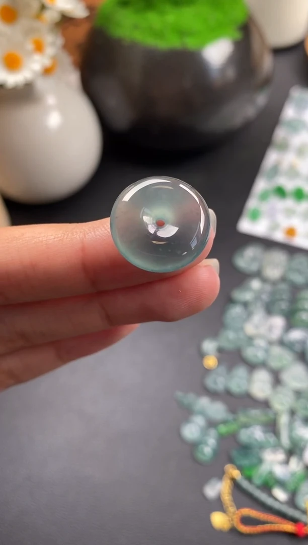 散珠翡翠冰种平安扣