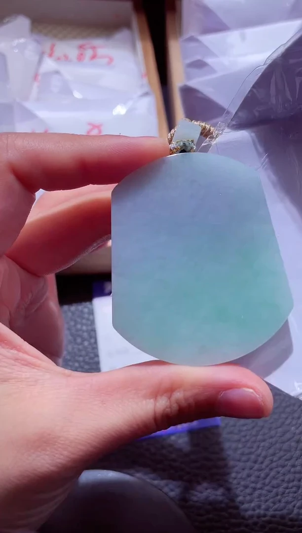 颈饰未镶嵌翡翠00006134