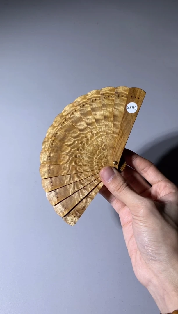 【闪购商品】金丝楠木雕589号10cm金丝楠迷你扇