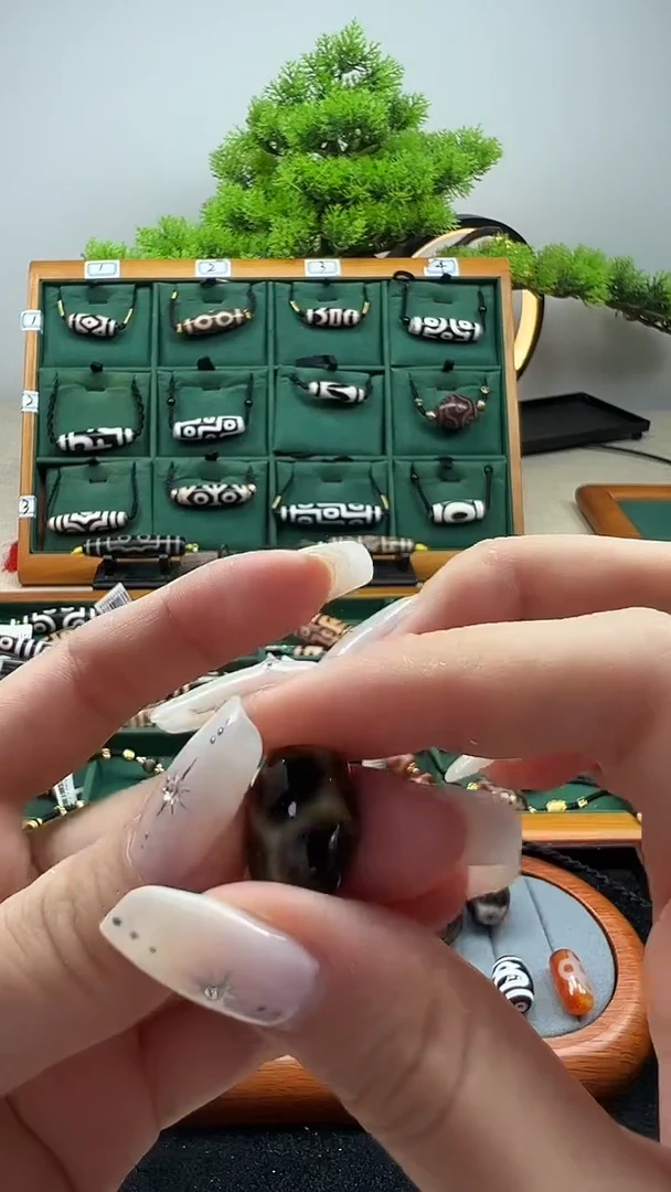 玛瑙/玉髓（覆膜）颈饰未镶嵌90（微瑕随机发货）