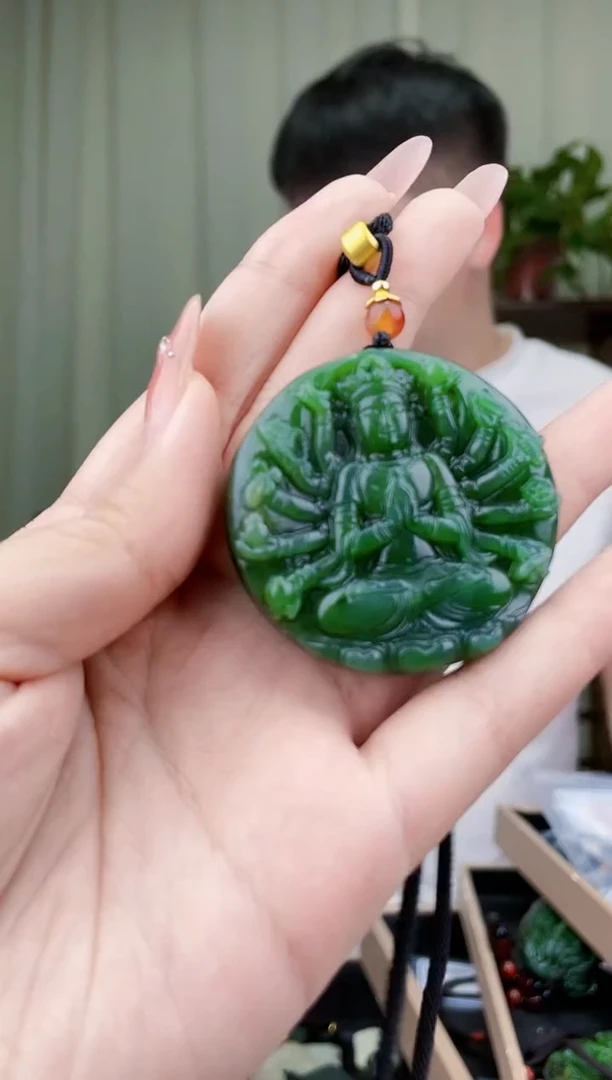 和田玉未镶嵌挂件拍一发一，多样性发货！