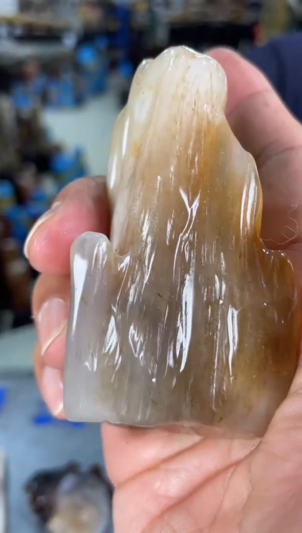 【闪购商品】硅化玉手把未镶嵌51