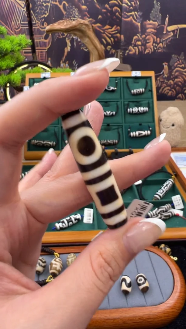 合金颈饰玛瑙/玉髓（覆膜）80.