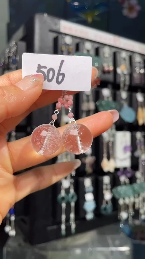 未镶嵌耳饰水晶喜欢拍