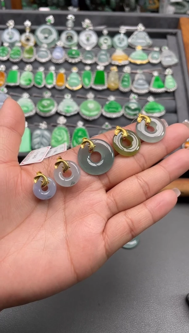 【闪购商品】翡翠挂件18K金镶嵌合集