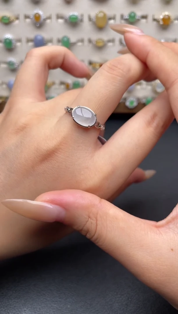 银S925镶嵌戒指翡翠一物一证一礼盒