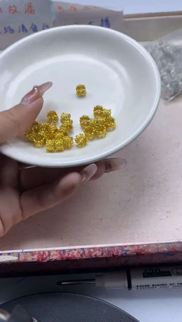 【闪购商品】玛瑙/玉髓颈饰银S800镶嵌w1069花托双面隔珠*25个