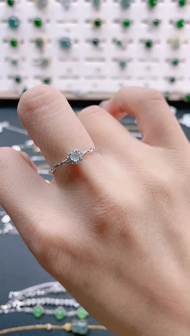 【闪购商品】翡翠戒指银S925镶嵌天然翡翠