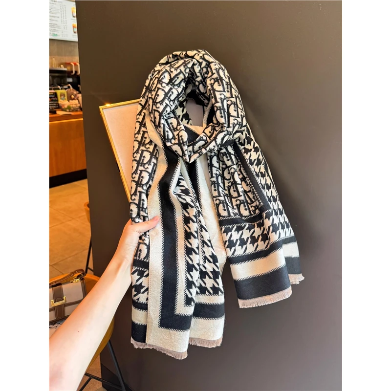 Miss both高档送礼字母千鸟格围巾女冬双面外搭披肩时尚保暖围巾
