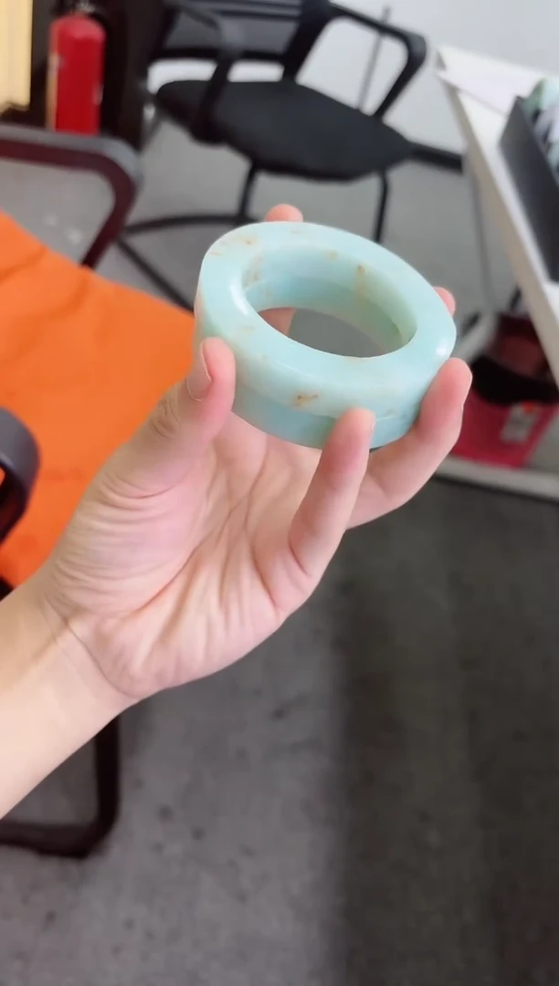 定制翡翠手镯未镶嵌手镯