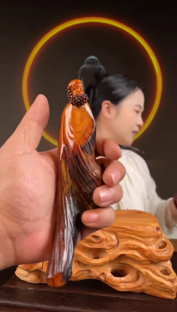 柏木（崖柏）手工摆件,先抢先得! 编号:335