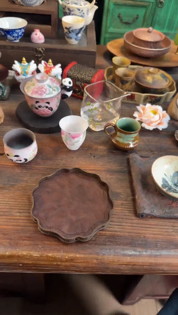 【闪购商品】（新品）花口铜壶承