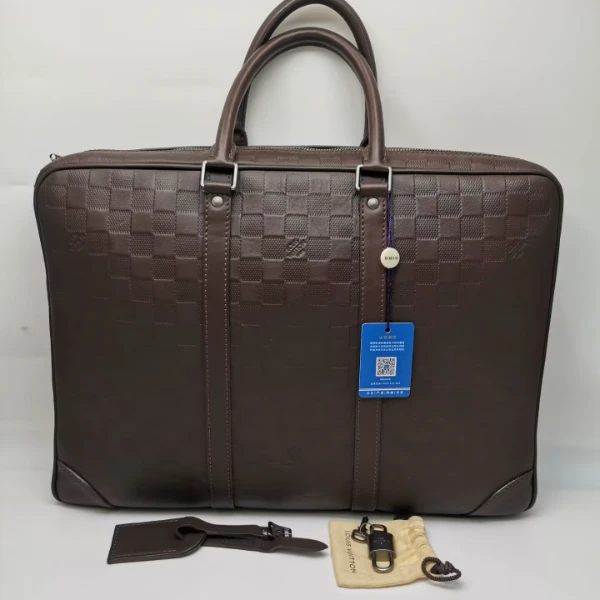 99新 LouisVuitton/路易威登 98新17707 LV 深棕色全皮手提公文包