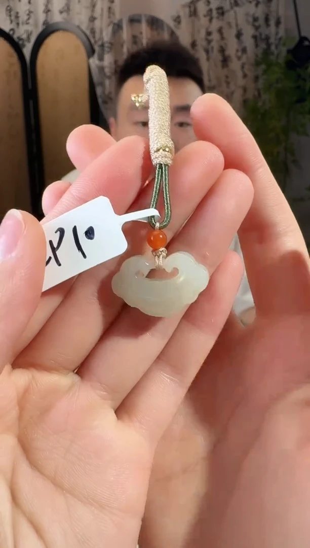 和田玉未镶嵌颈饰锁cp10