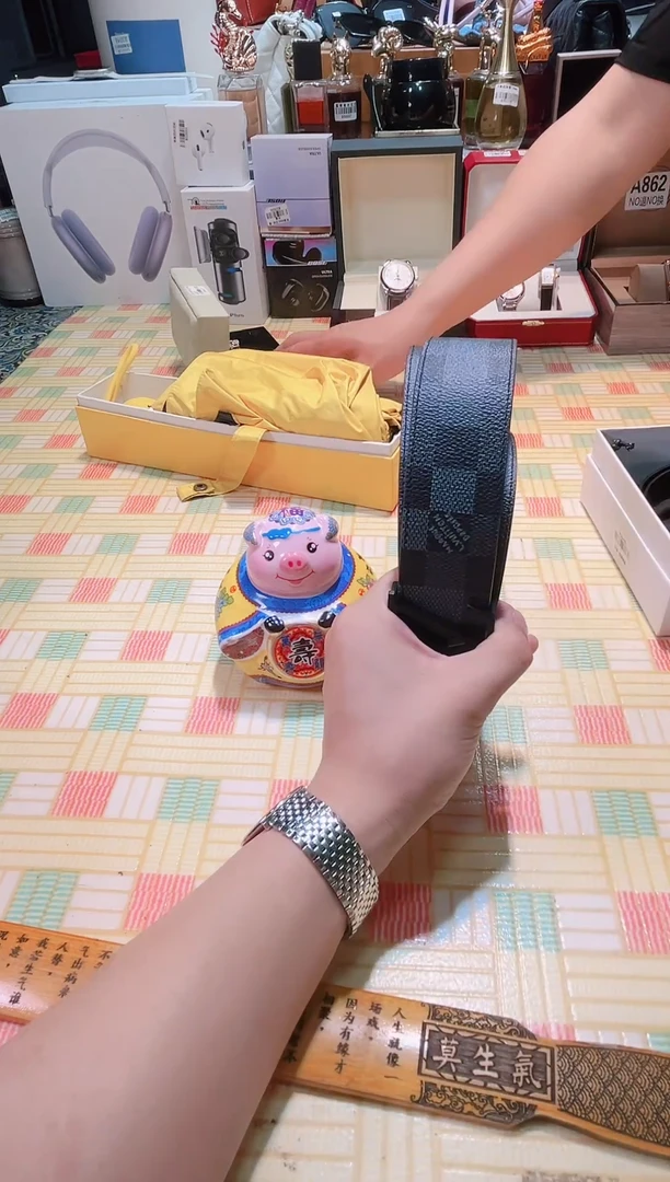 瓷片瓷器 库房到期 全部地板价@@1