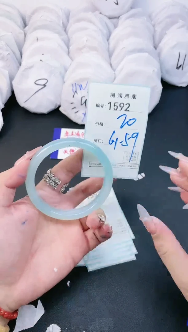 【闪购商品】玛瑙/玉髓手镯未镶嵌1592