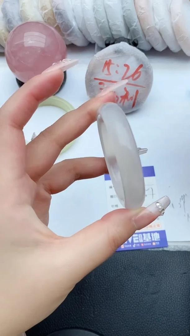 【闪购商品】石英质玉手镯未镶嵌67+50/51