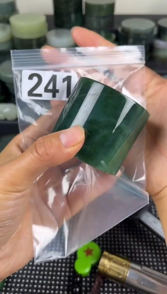 和田玉未镶嵌珠宝半成品镯芯