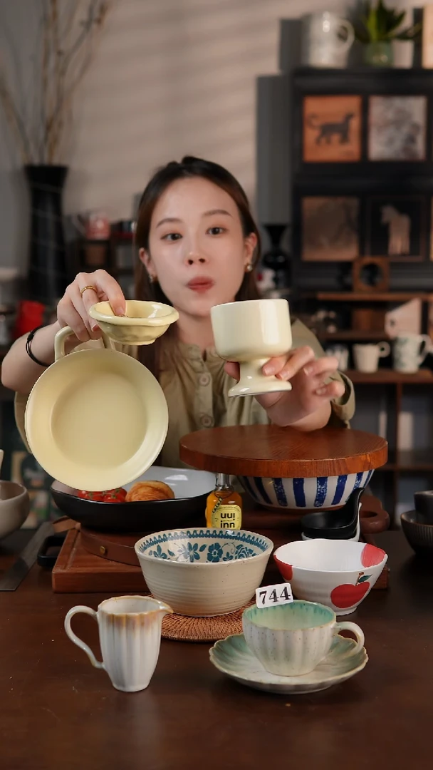 陶瓷奶油风6.3寸单耳沙拉碗 高脚杯 酱料碟三件套微瑕 凑满20发货