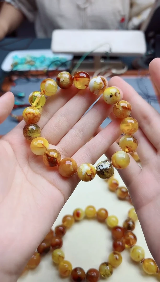 未镶嵌琥珀裸石蜜蜡手串*1 SAF