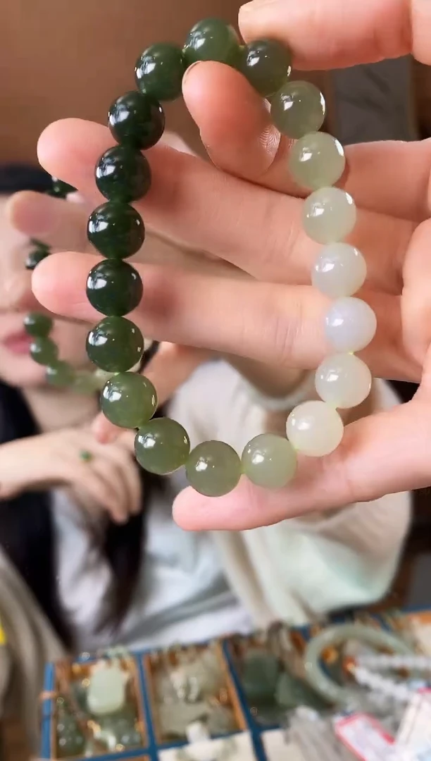 颈饰未镶嵌和田玉10mm和田玉渐变手串