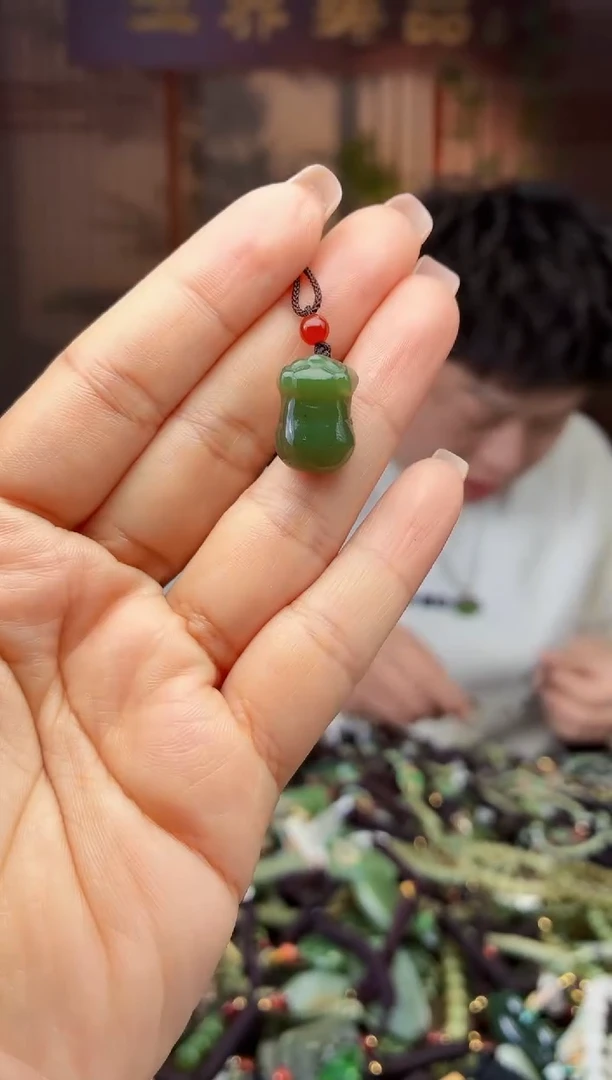 颈饰未镶嵌和田玉多样性发货拍一发一