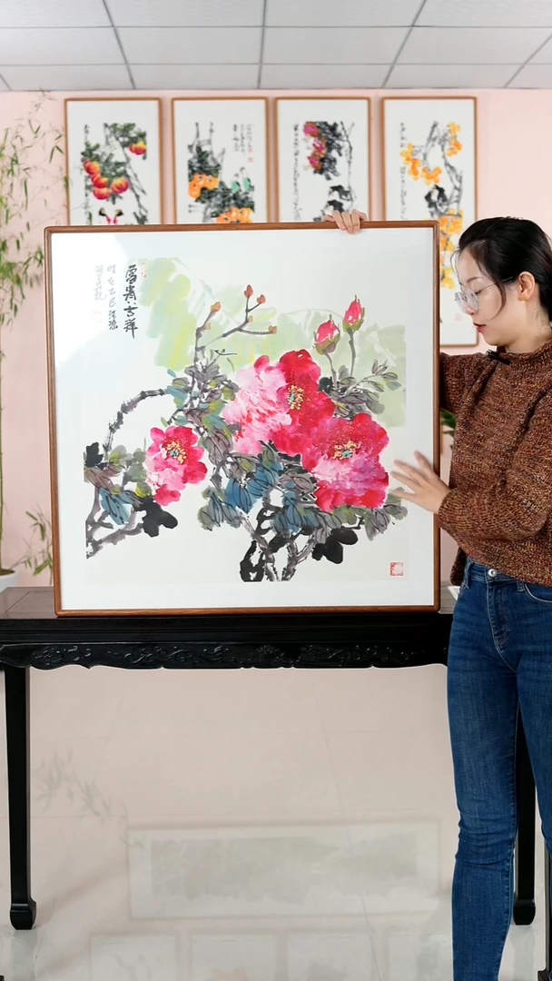 国画汪琼《富贵吉祥》纯手绘檀木框82*82厘米