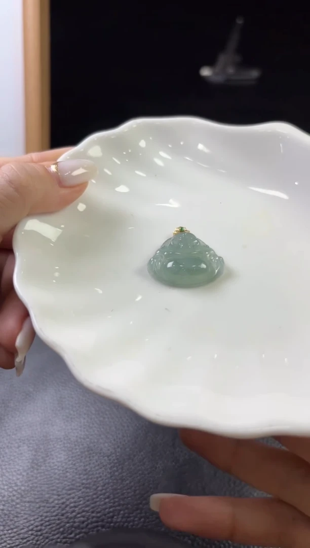 18K金镶嵌挂件翡翠发一件CHHGJ802