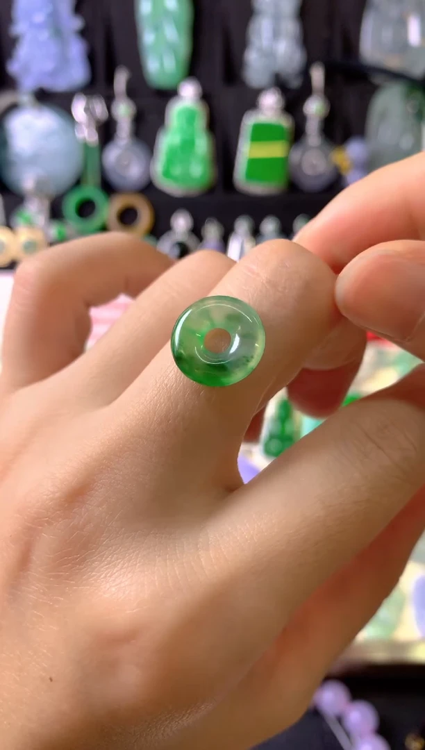 定制翡翠未镶嵌1裸玉（客户意向镶嵌）