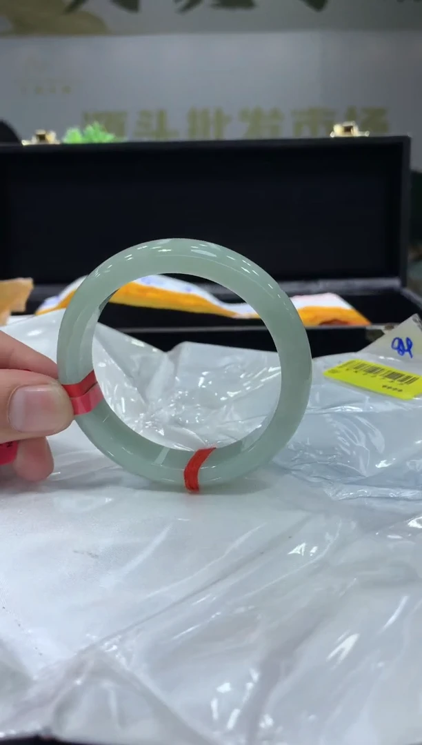 未镶嵌手镯翡翠翡翠手镯