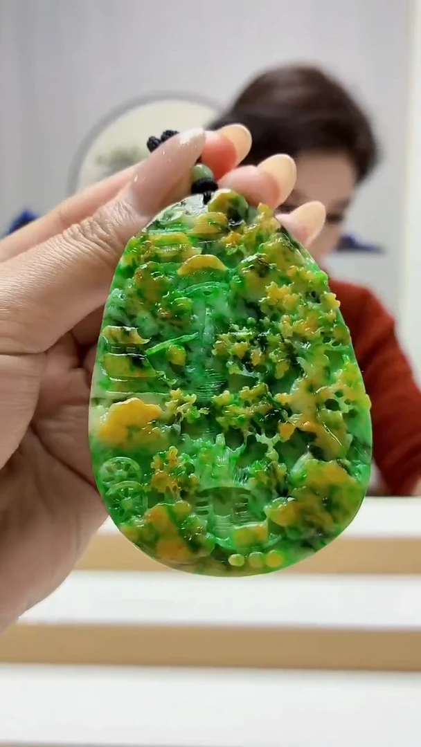 未镶嵌定制翡翠4829MM-毛货挂件62