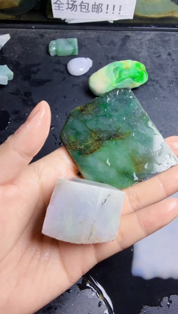 未镶嵌挂件翡翠天然翡翠086