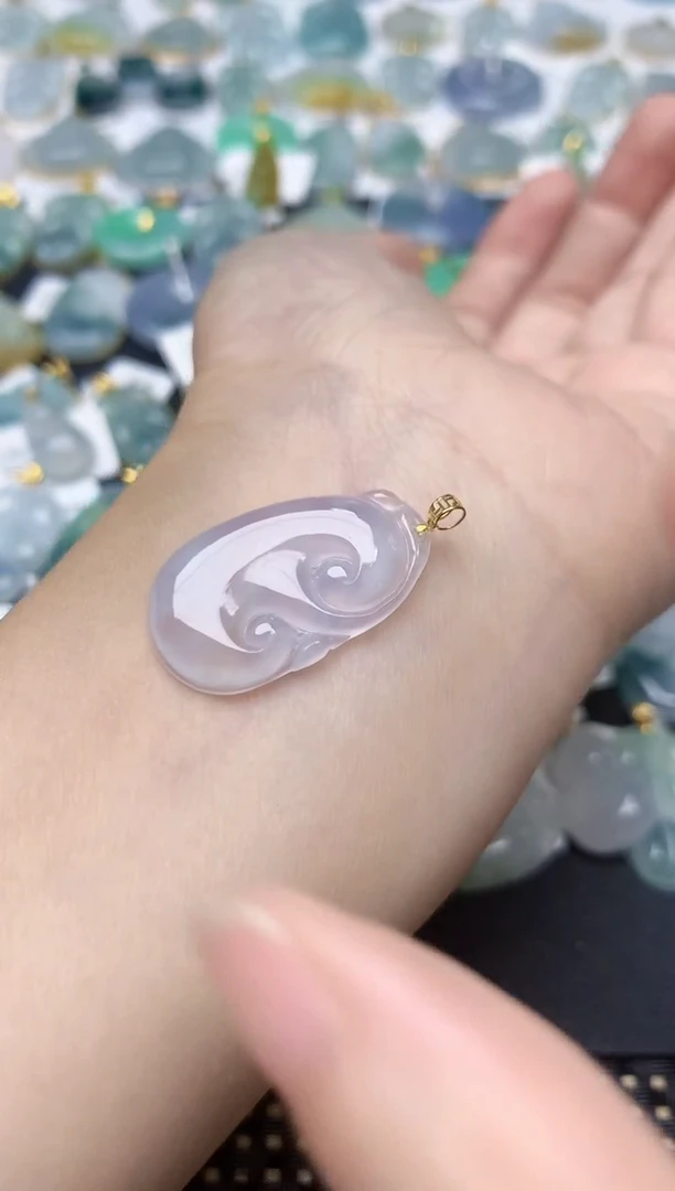 颈饰18K金镶嵌翡翠天然缅甸A货翡翠