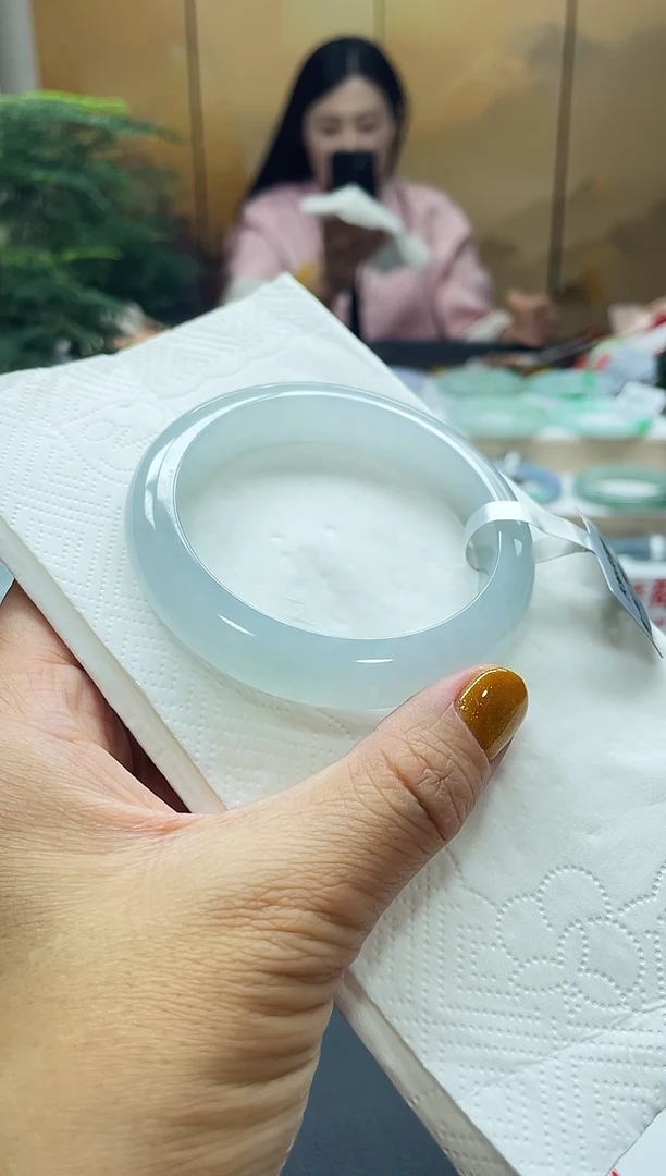 未镶嵌手镯翡翠万**意7号