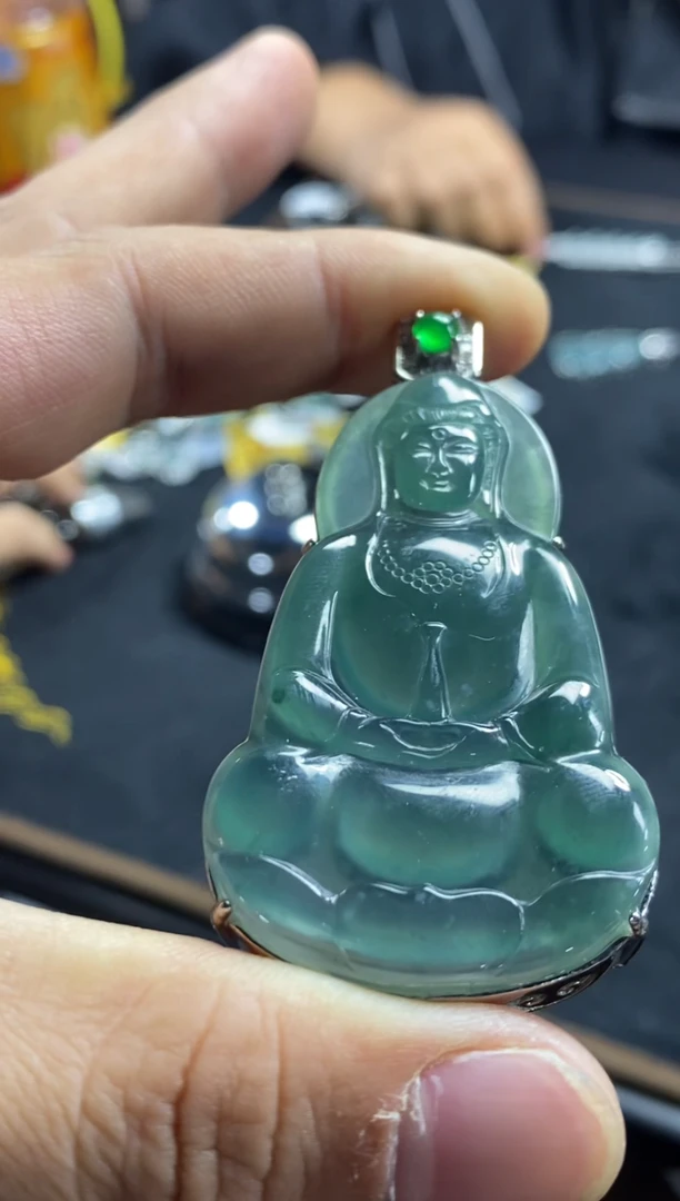 【闪购商品】翡翠颈饰未镶嵌天然翡翠A货47