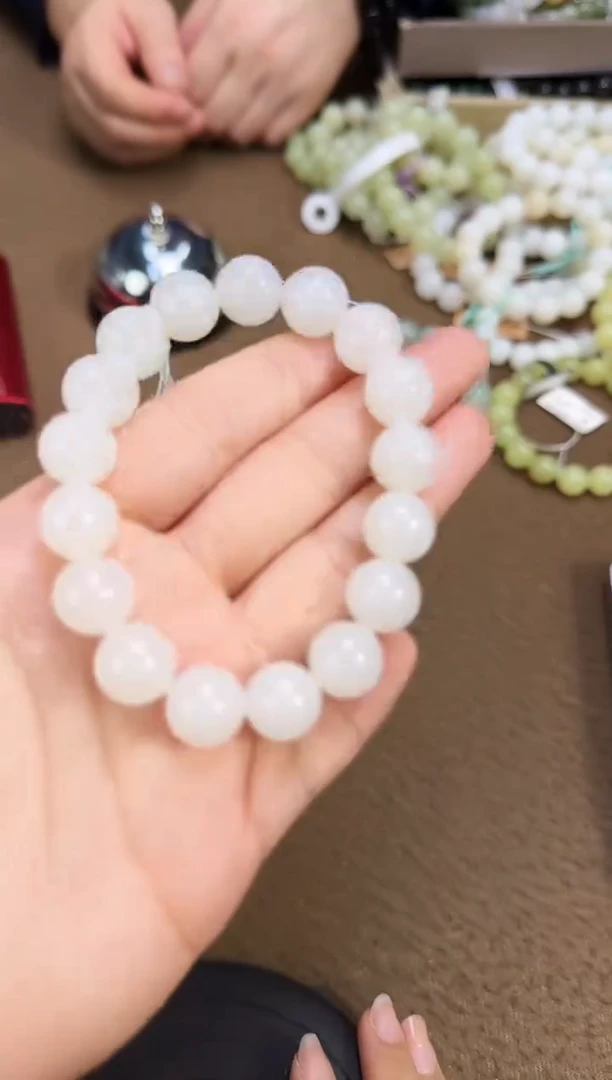 未镶嵌手串和田玉手串