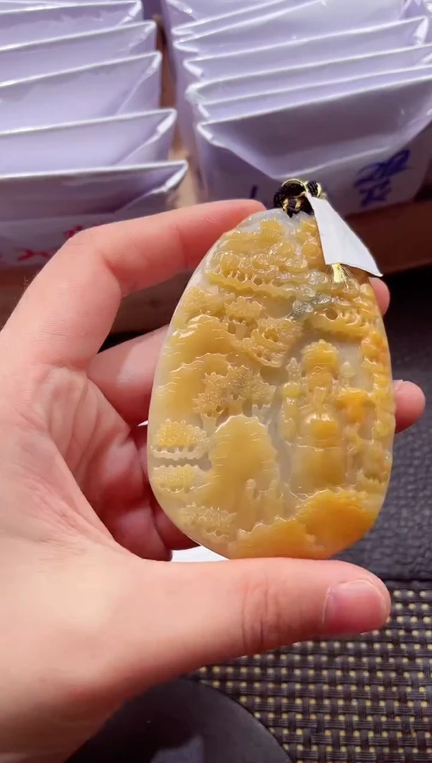 颈饰未镶嵌翡翠20251231