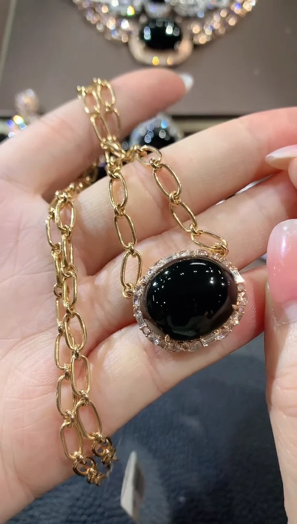 套链18K金镶嵌翡翠C114