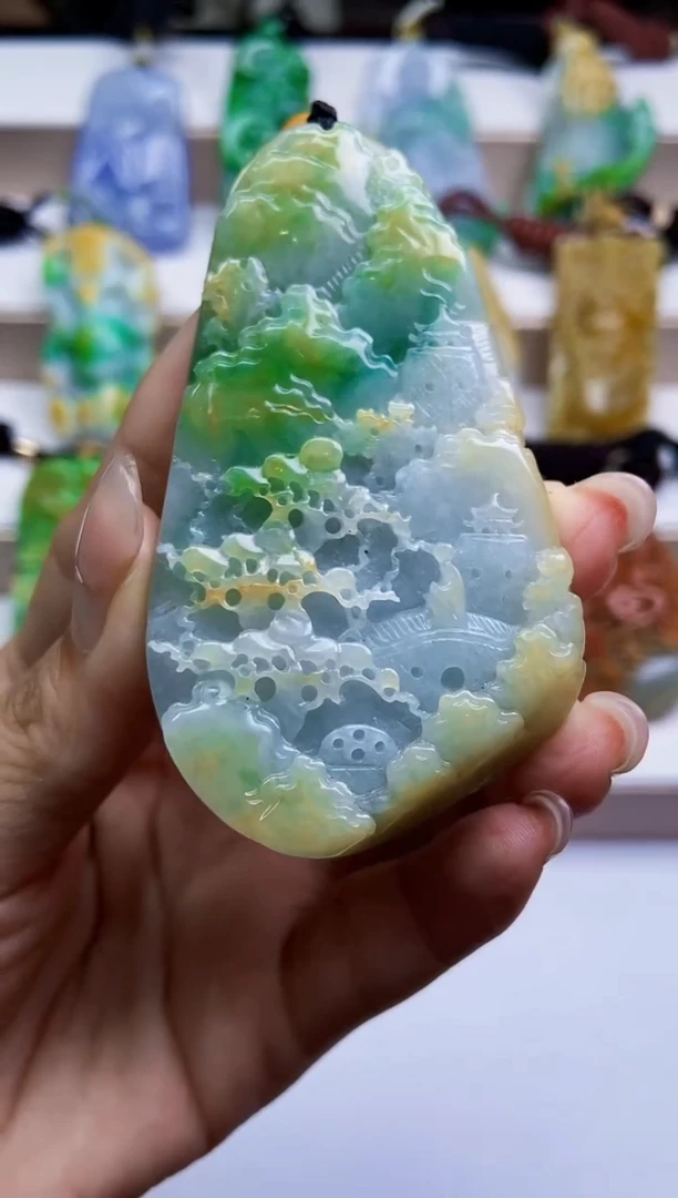 颈饰未镶嵌翡翠1