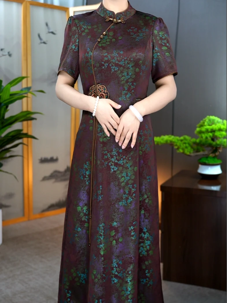 2025夏季新款优雅气质时尚短袖妈妈装复古显瘦遮肉中长款连衣裙