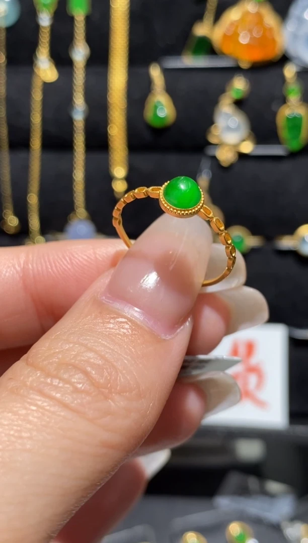 【闪购商品】翡翠戒指18K金镶嵌戒指