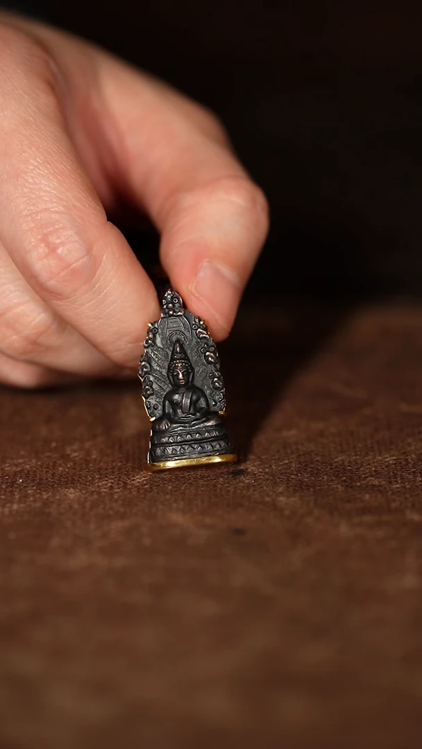 【闪购商品】高3.3宽1.5。