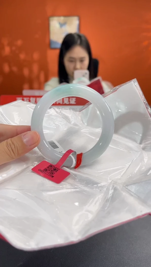 未镶嵌手镯翡翠7   55.6