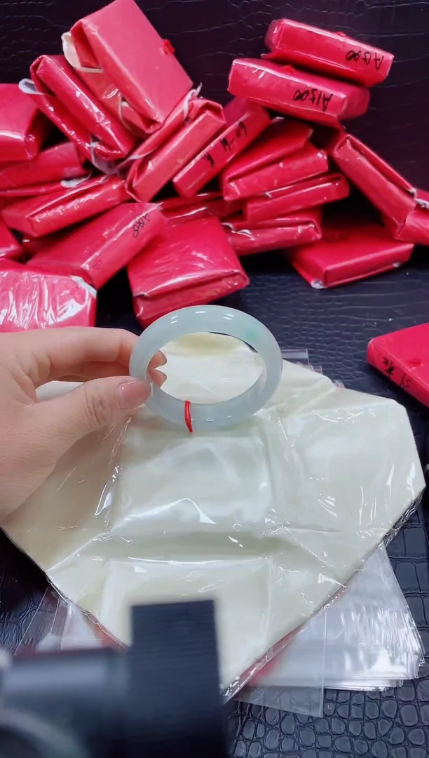 非金属无玲玲51号手镯56.9圈口