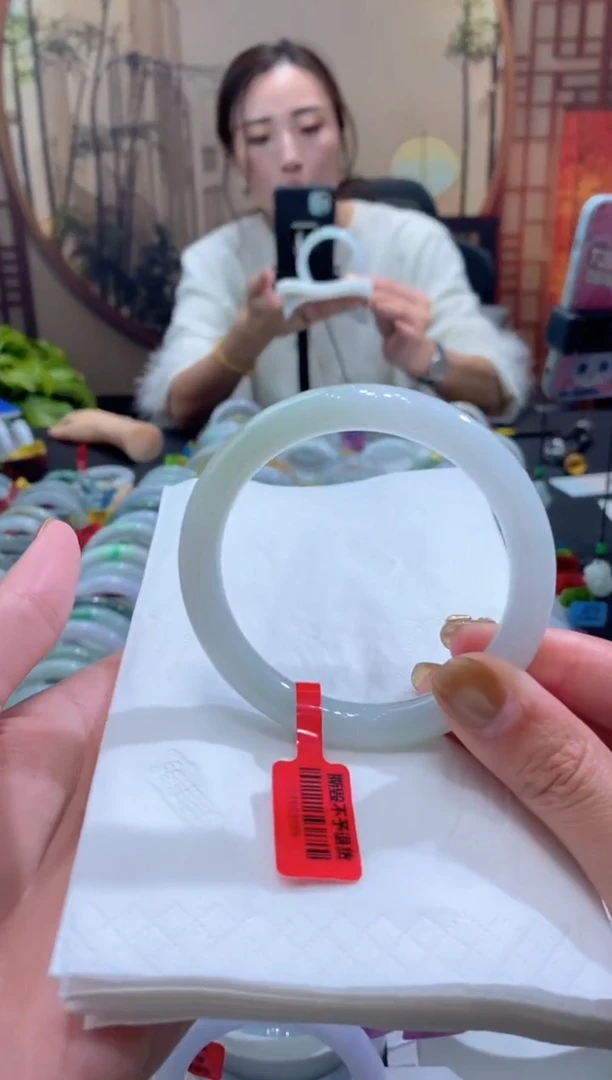 未镶嵌手镯翡翠000076990