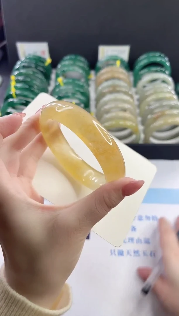 未镶嵌手镯石英质玉多样性发货L12-64