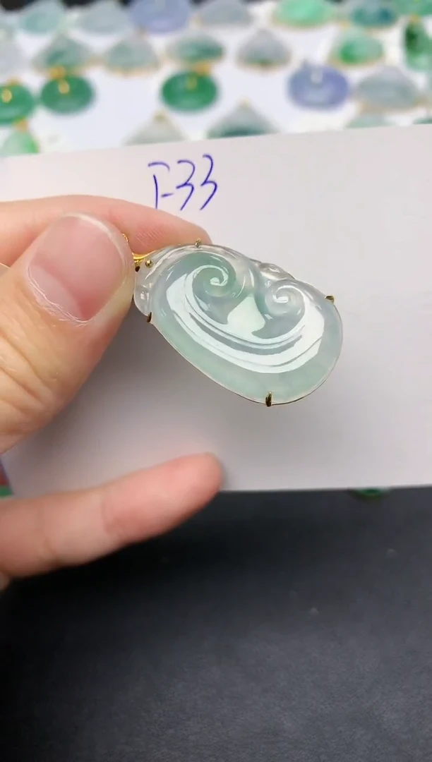 颈饰18K金镶嵌翡翠天然缅甸A货翡翠百元以上9元证书费自理