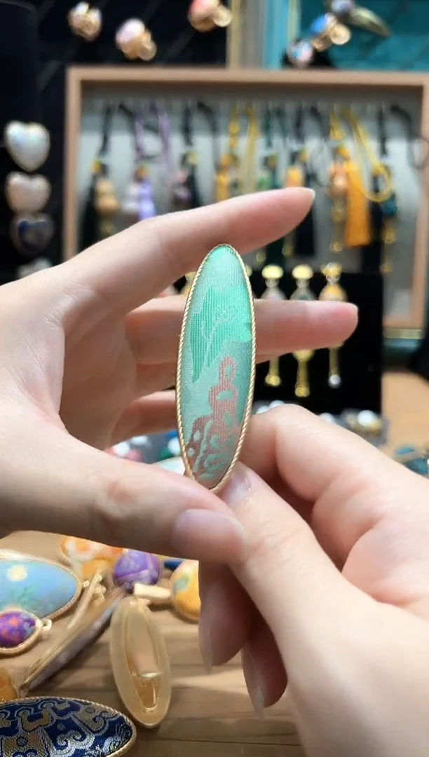 【闪购商品】【孤品车3.4】绿色蝶恋花大柳叶鸭嘴夹