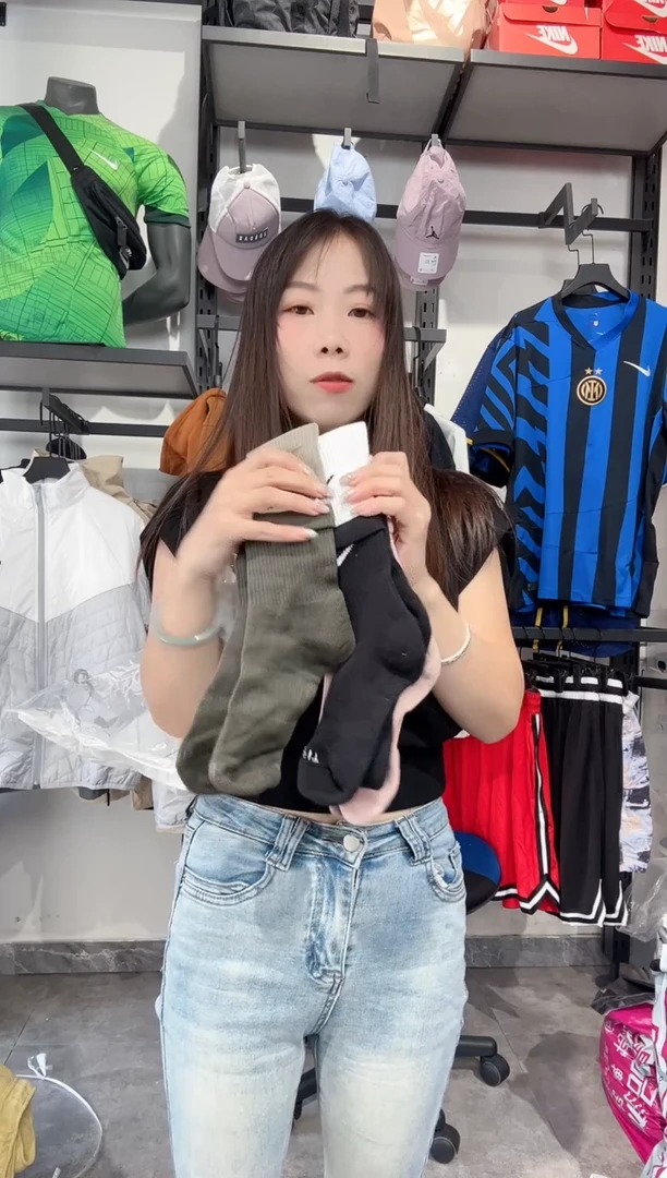 1504 编码 瑕疵款直播间过款为准 尺码wazi
