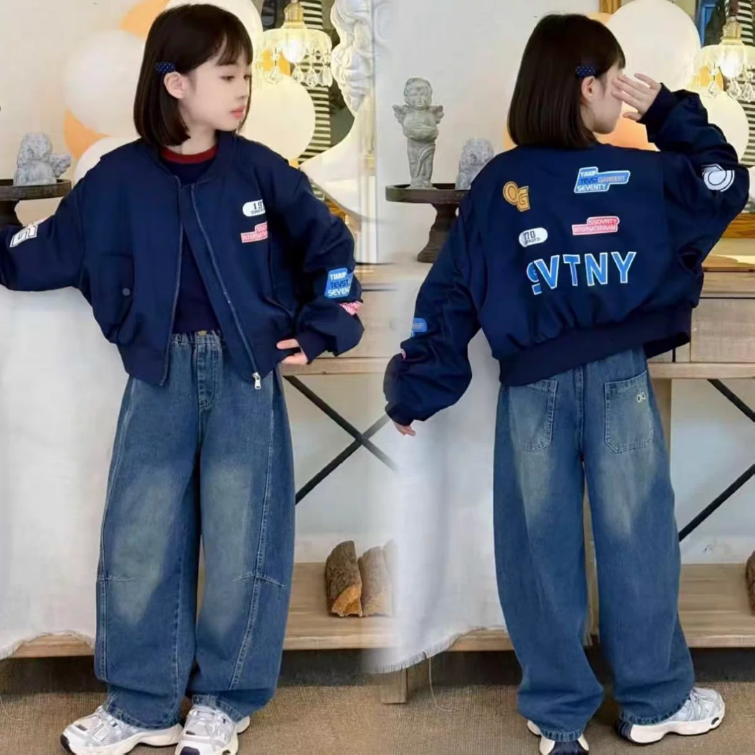 女童韩版棒球服套装春秋新款儿童洋气时髦休闲弯刀牛仔裤两件套潮